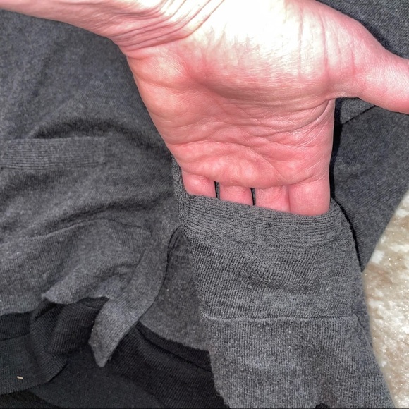 💋Bundle 4 items for $20. Add items💋 to a bundle - Picture 7 of 7